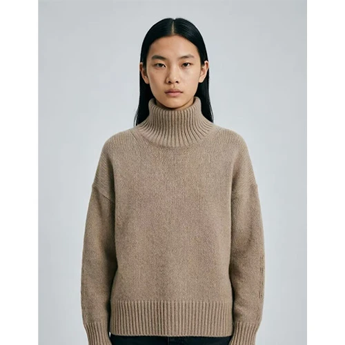 Boxy Camel Turtleneck Cashmere Feel